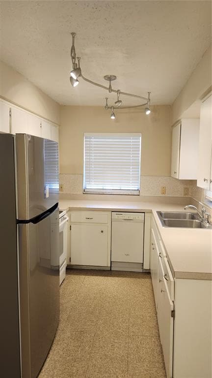 Building Photo - 1909 May St