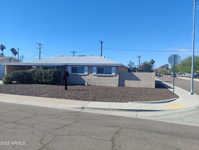 Foto del edificio - 1314 N 71st St