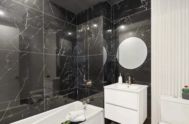 Photo - 290 Union Ave Apartment