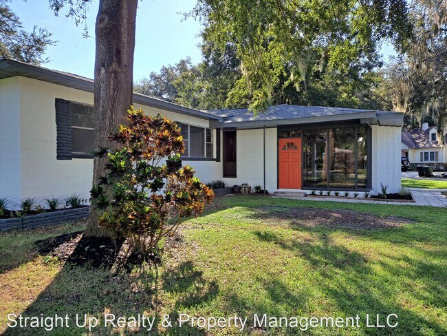 Building Photo - 3 br, 1.5 bath House - 407 W Oak Dr