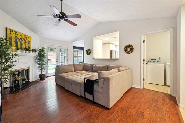 Building Photo - 2445 Turtlebrook Pl