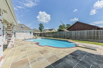 Building Photo - 263 Wood Loop St