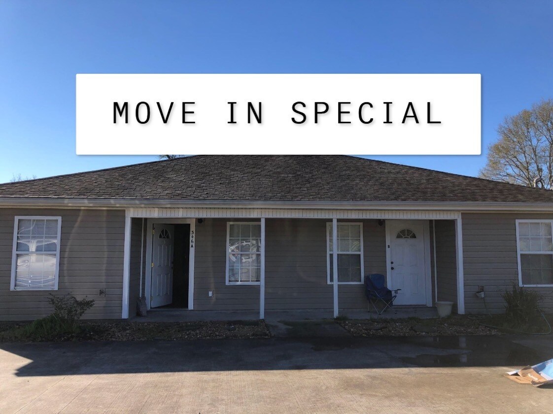 Foto principal - 346 Walker Rd