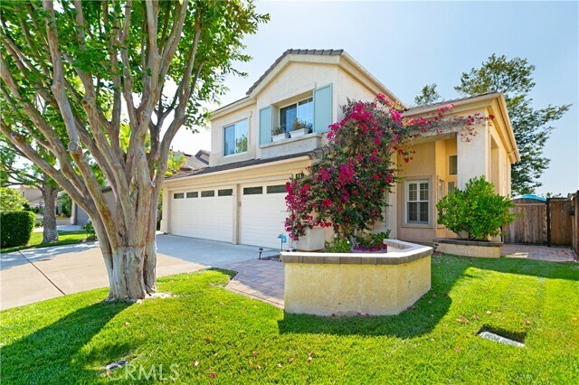 Building Photo - 11 Blackbird Ln