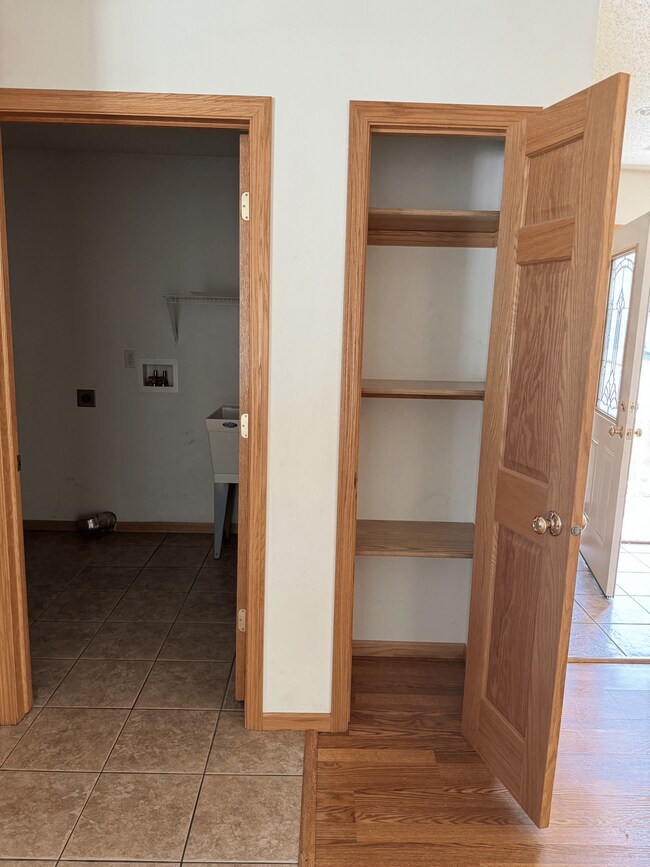 1908 Crooked Ave, Holmen, WI 54636 Townhome Rentals in Holmen WI