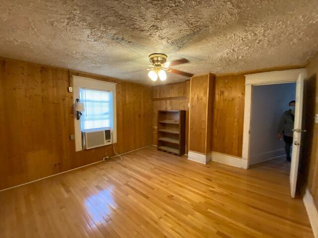 Foto del edificio - 1806 Centre Ave NW
