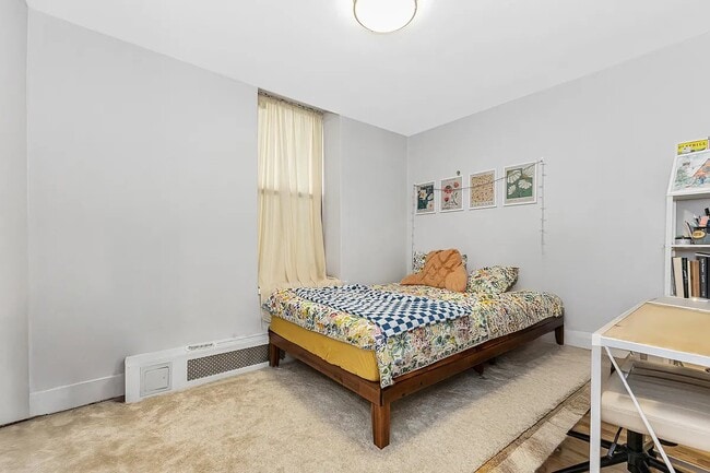 Building Photo - 369 Seventh Avenue