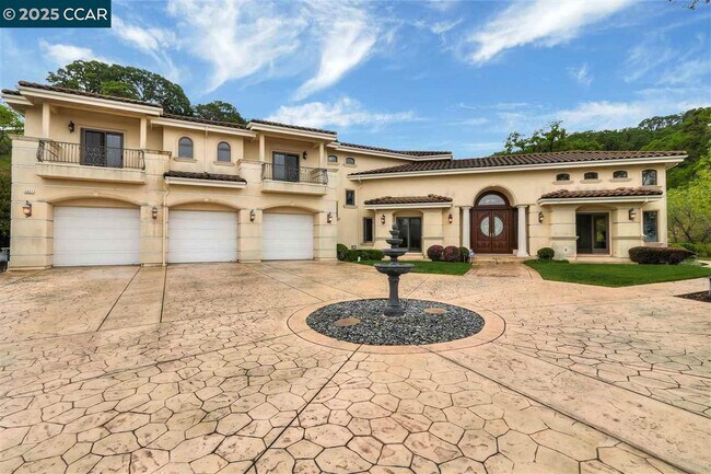 Foto del edificio - 2851 Spring Creek Ln