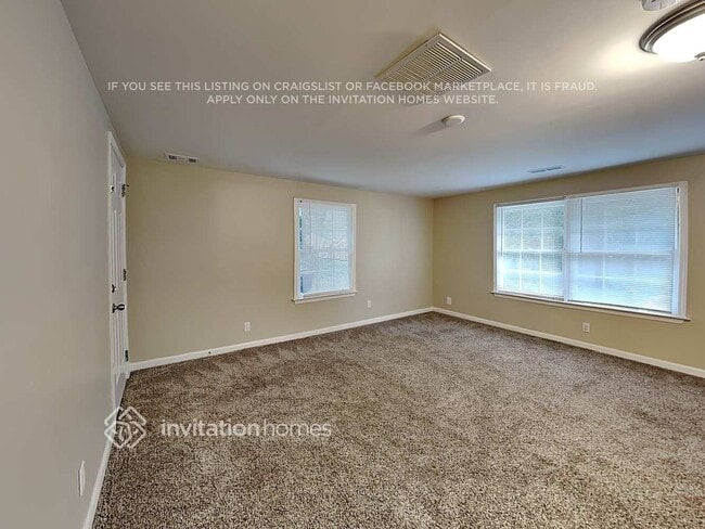 Building Photo - 1839 Waldrep Cir SE