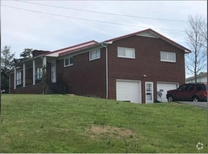 Building Photo - 203 Shavers Ford Rd