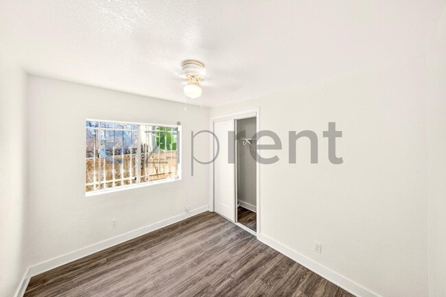 Foto del edificio - 1737 E 108th St