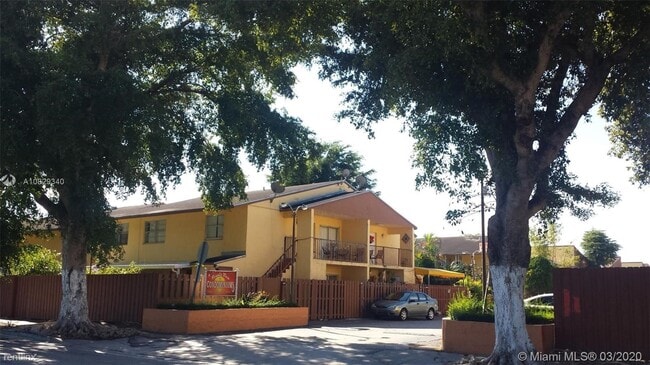 Building Photo - 3 br, 2 bath  - Tennis View Condo