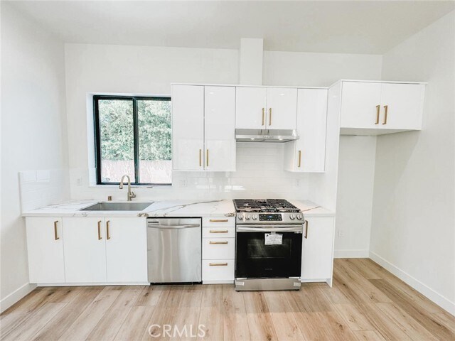 Foto del edificio - 18113 Marilla St