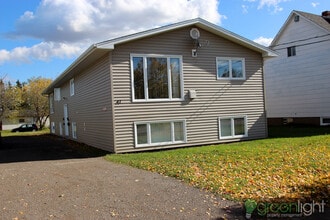 Building Photo - 41 Murphy Ave