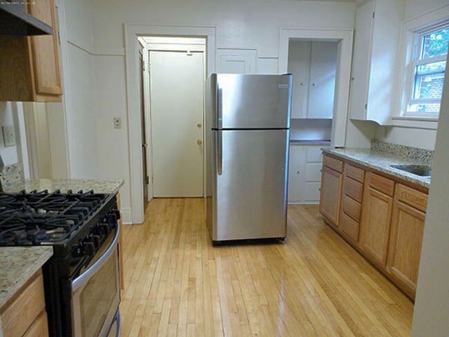 Foto del edificio - 400 Harvard Pl