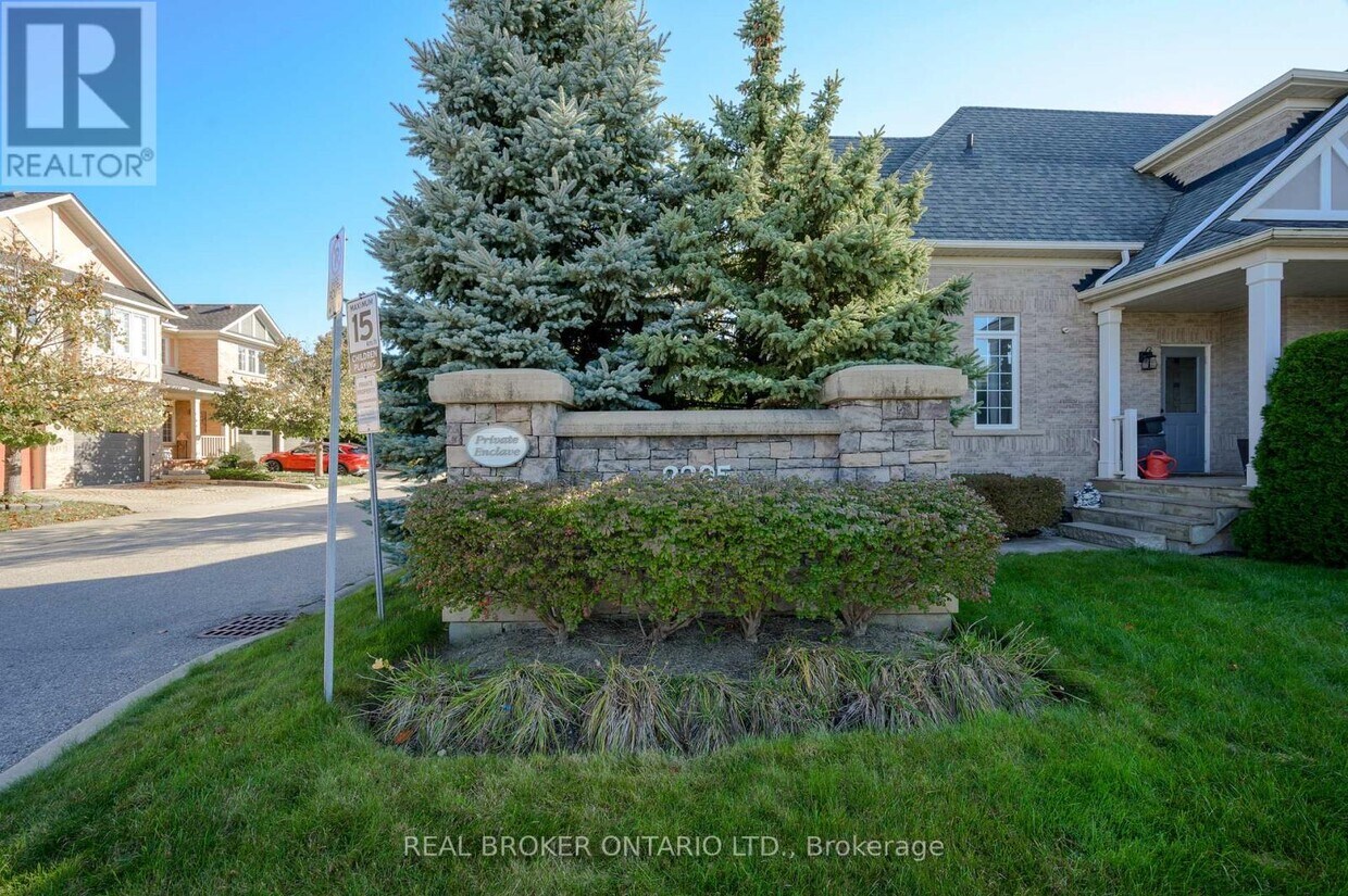 Photo principale - 2295-2295 Rochester Cir