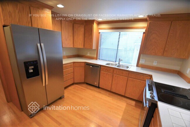 Foto del edificio - 2350 215th Pl SW