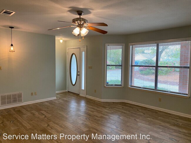Building Photo - 3 br, 2 bath House - 4831 Autumn Dr