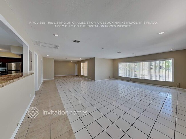 Foto del edificio - 4915 Johnson St