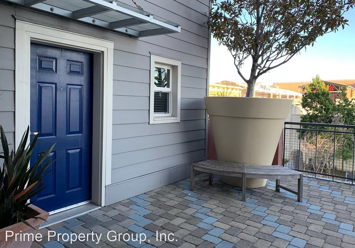 Foto principal - 2 br, 1.5 bath House - 1593 Brunswig Ln. A...