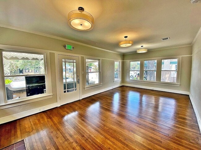 Photo - 1625 W Alabama Street Unit House