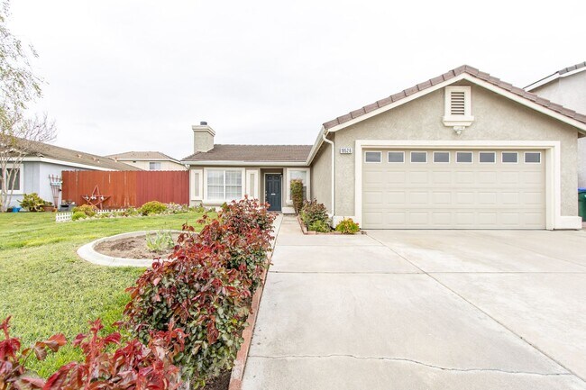 Foto del edificio - Beautiful Spacious Country Living Home!