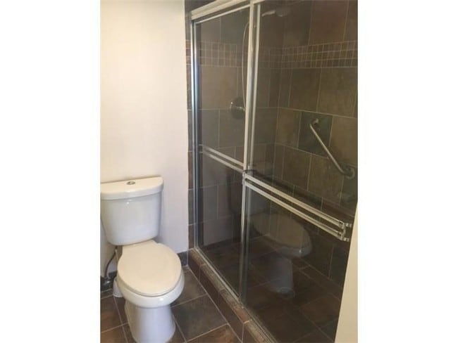 Building Photo - 1107 Bahama Bnd
