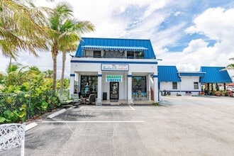 Building Photo - 1281 Plaza Cir