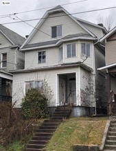 Building Photo - 1252 Kenneth Ave