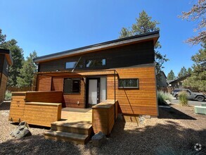 Building Photo - 61304 SE Wizard Ln