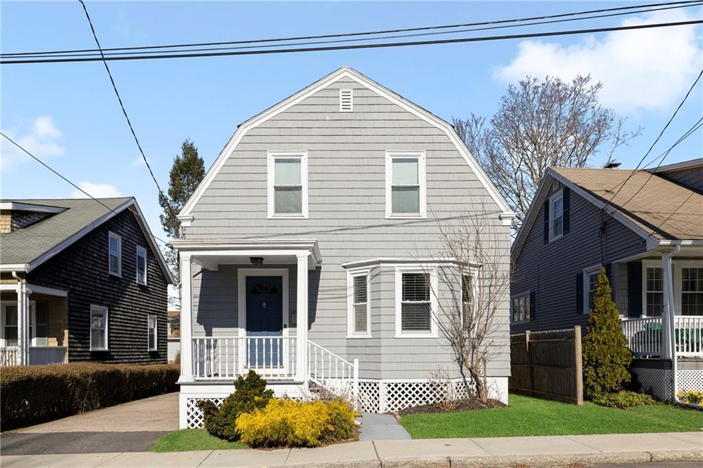 Primary Photo - 4 Apthorp Ave