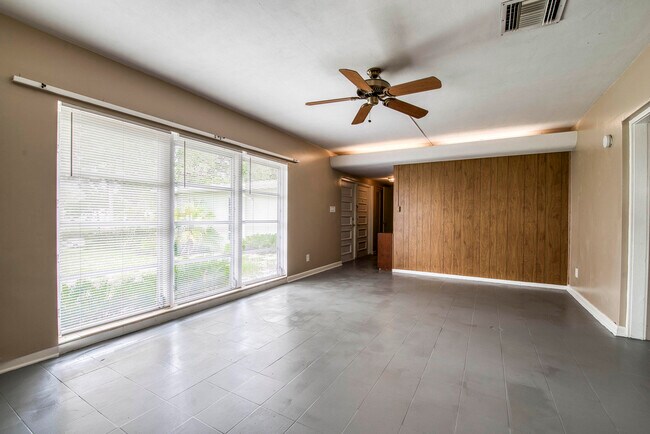 Foto del edificio - 4111 S Indian River Dr
