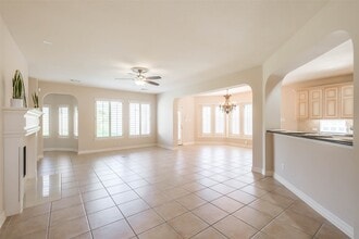 Building Photo - 12411 Santiago Cove Ln