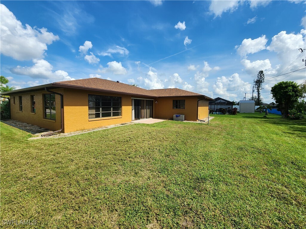 Foto del edificio - 2213 SE 8th Pl