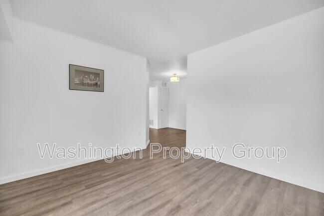 Foto del edificio - 3009 Southern Ave SE