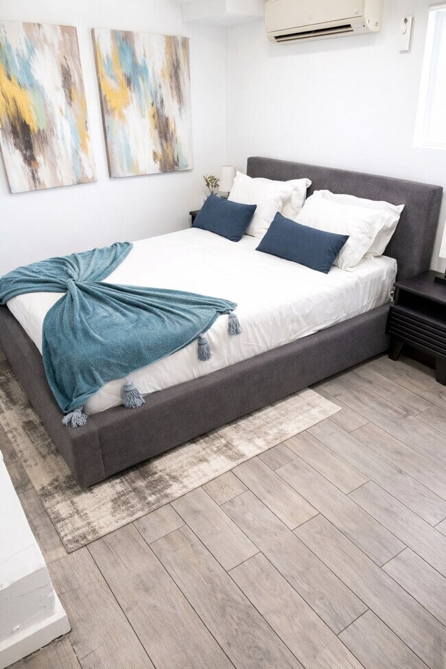 Foto del edificio - 716 Madison St