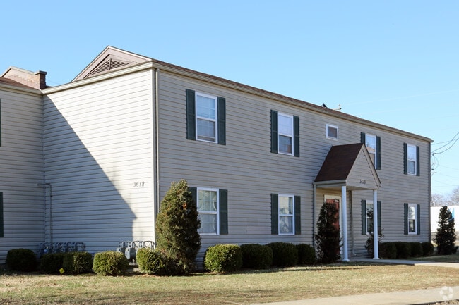 3600 Manslick Rd Complex - Manslick Apartments