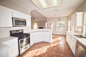 Building Photo - 6718 Flowermound Dr Building Photo - 6718 Flowermound Dr