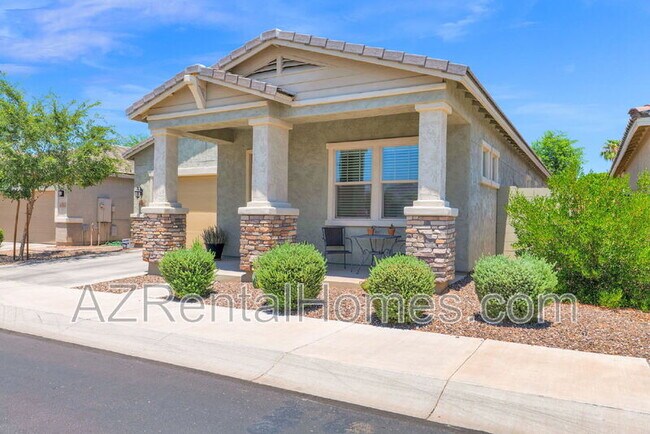 Building Photo - 8720 E Navarro Ave