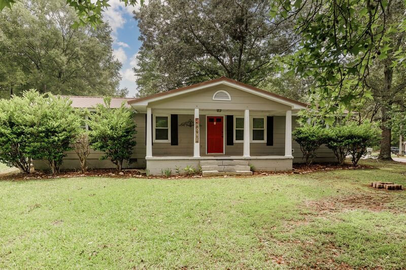 Foto principal - 105 Mineral Springs Dr