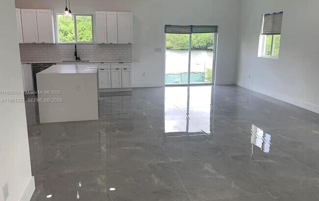 Photo - 655 NW 24th Ave House