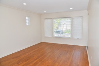 Building Photo - 4112 N Oketo Ave