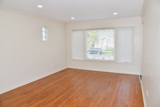 Foto del edificio - 4112 N Oketo Ave