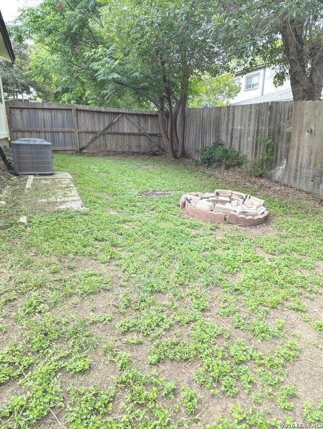 Foto del edificio - 13039 Chimney Oak Dr