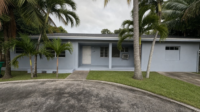 Building Photo - 1124 NW 112th Ter