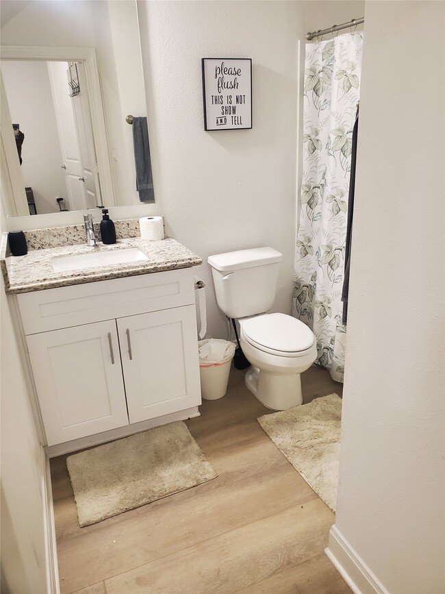 Foto del edificio - 5113 Briscoe St