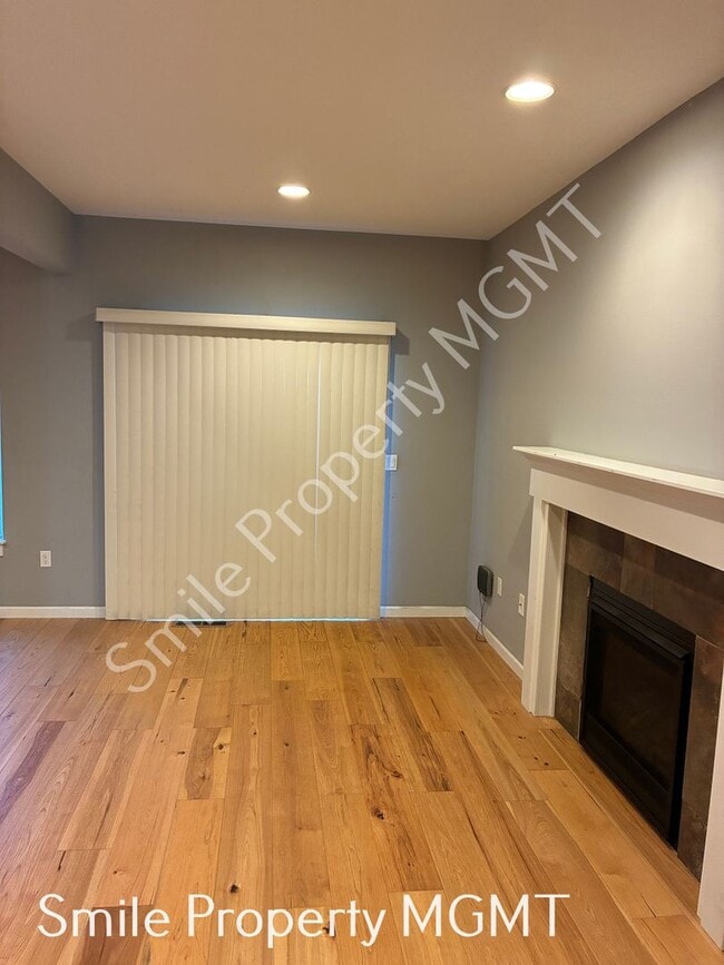 Photo - 19416 River Road Townhome