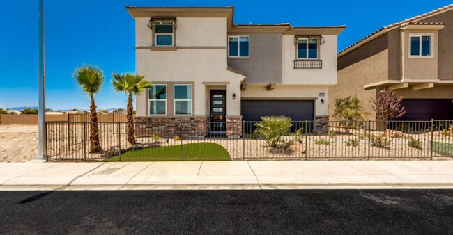 Building Photo - 5425 Desert Mirage St