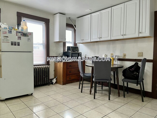 Foto del edificio - 2 Mission St