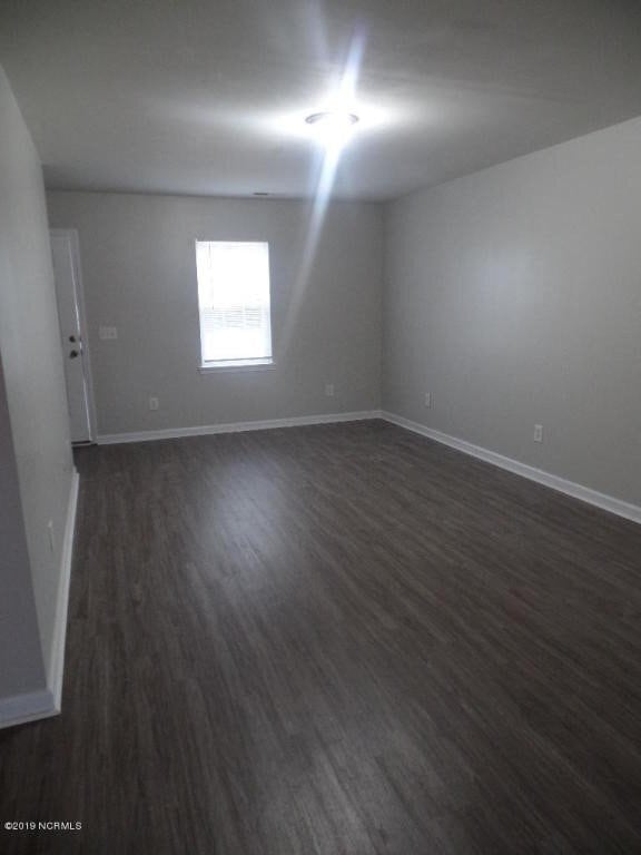 Building Photo - 119 Simmental Ln